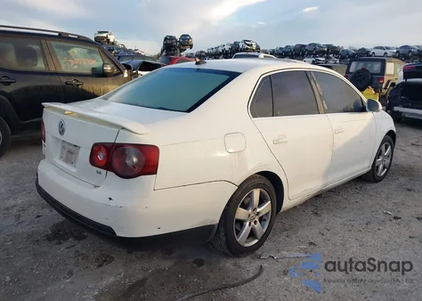 2008 Volkswagen Jetta Se/Sel z USA, uszkodzony, nr VIN 3VWRM71K18M175433